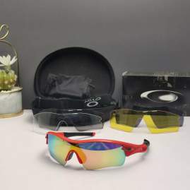 Picture of Oakley Sunglasses _SKUfw66124418fw